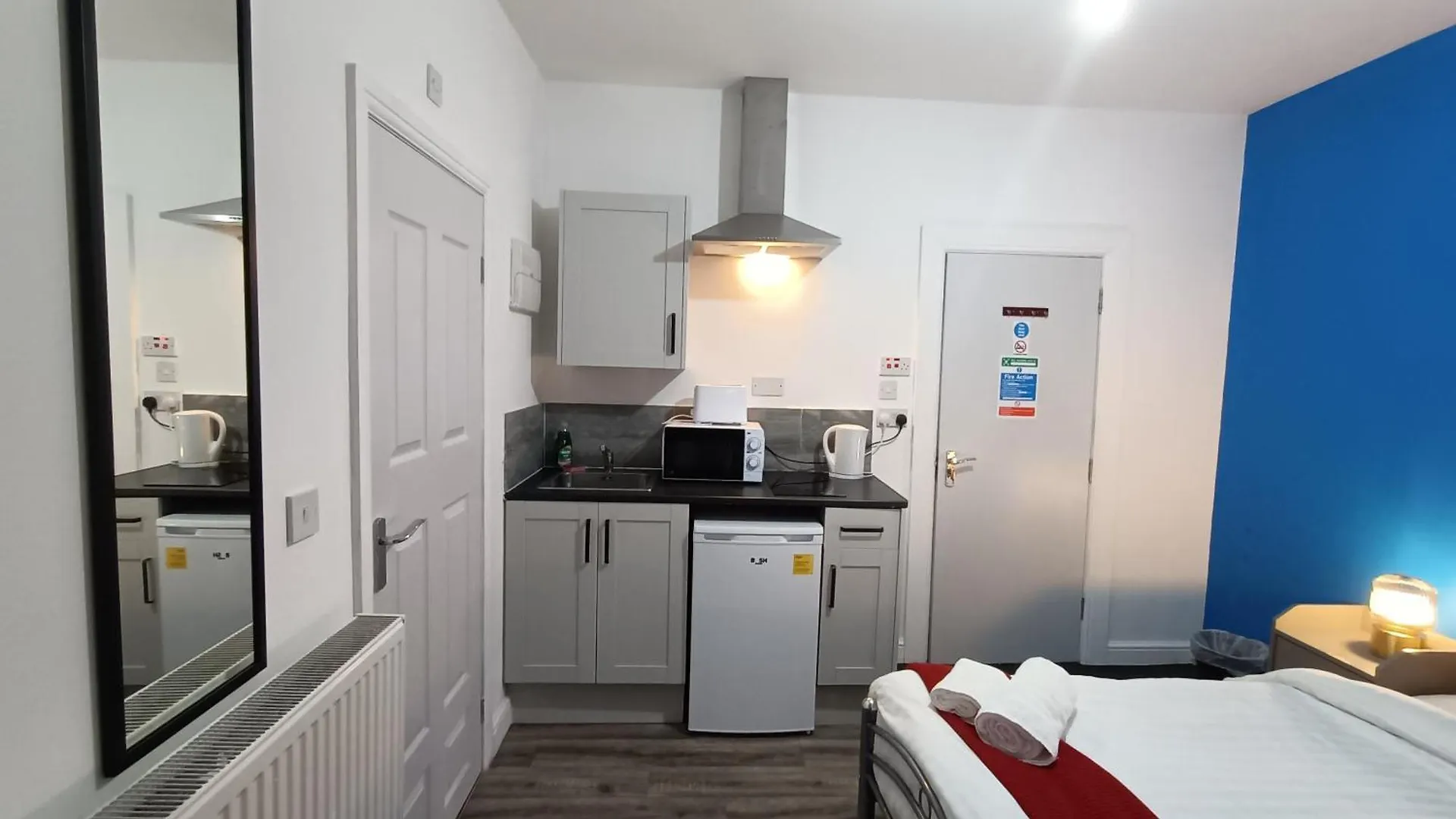 Comforatable Modern Studios Nottingham Guest house