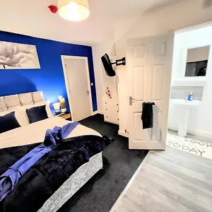  Apartahotel Burford Road - Stay. Sleep. Rest.